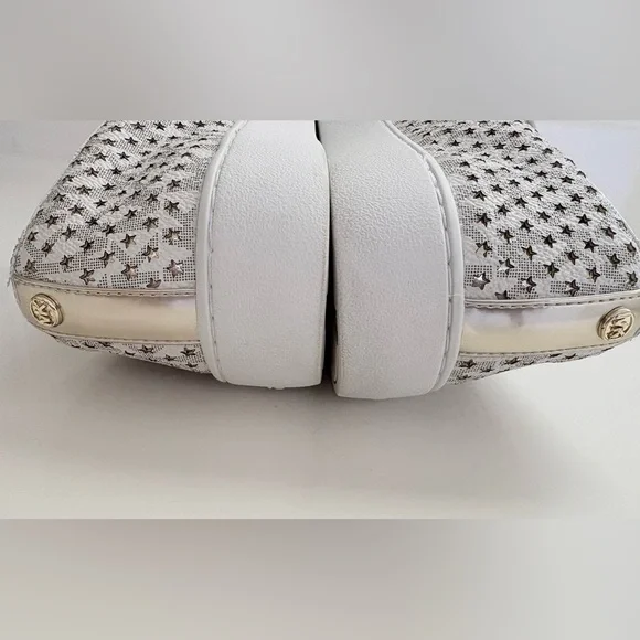 Michael Kors Women's Gold and White Slip-On Sneakers in size 8 - Picture 5 of 16